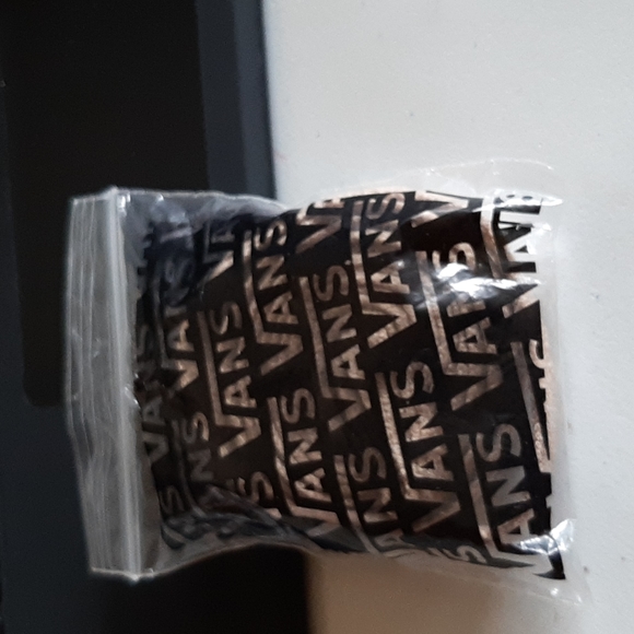 Vans Other - 4 For $18 Vans Tan and Grey Shoe Laces